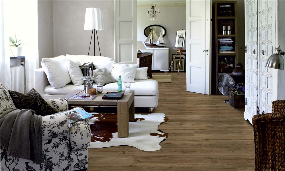 Ламинат Pergo Skara Pro 12 Дуб Фермерский L1250-03371 1380×190×12 фото в интерьере